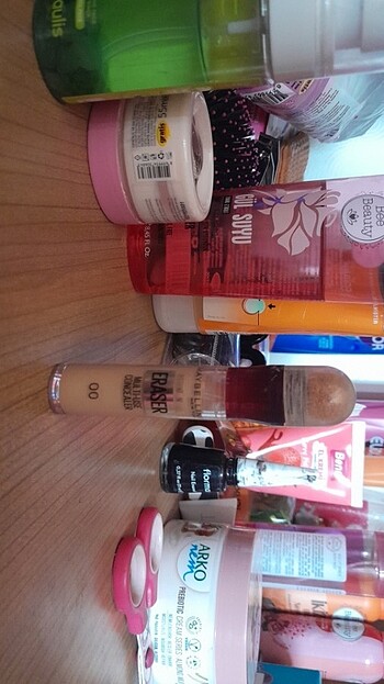 Maybelline Maybelline New York kapatıcı