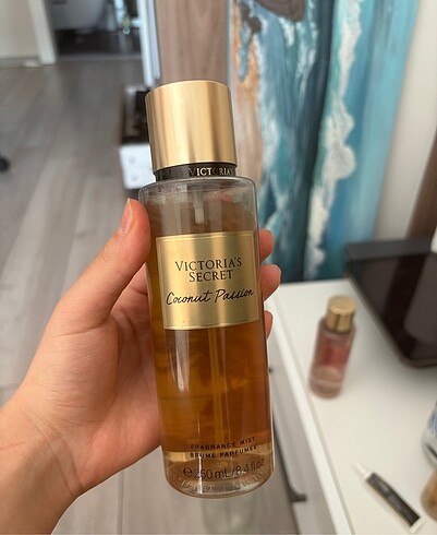 Victoria Secret Coconut Passion Vücut Spreyi