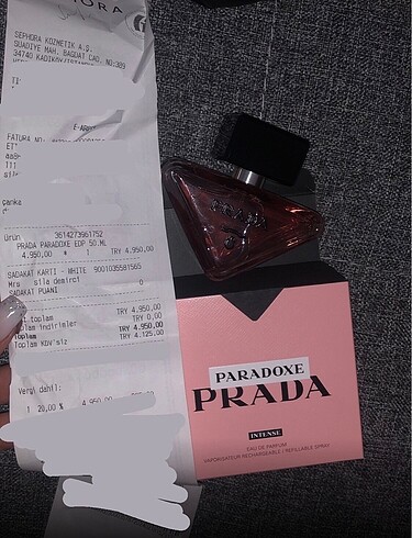 Prada Paradoxe İntense Parfüm