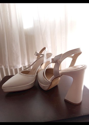 Bej Stiletto Topuklu Kadın Abiye Ayakkabı - Görsel 3