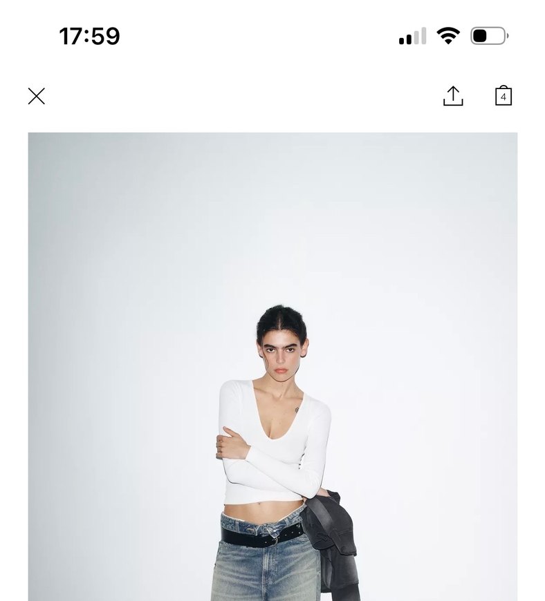 Beyaz V Yaka Crop Top - Görsel 2