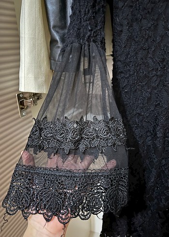 Dantel Detaylı Siyah Uzun KolluElbise - Görsel 3