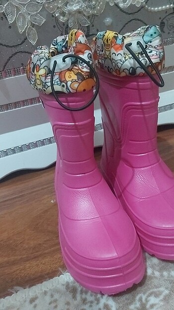 etiketi koparilmistr 31/32 numaradir