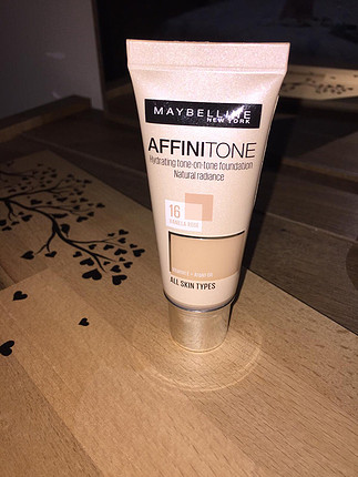 Maybelline Kozmetik