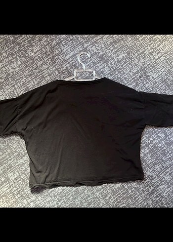 Siyah Baskılı Kadın Tişört crop - Görsel 2