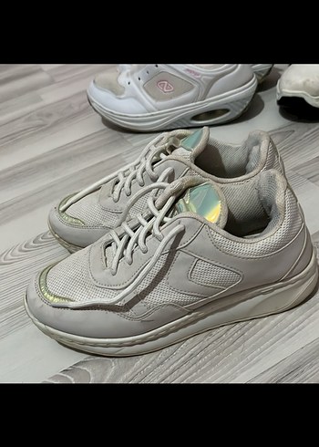 Spor ayakkabı - Görsel 2