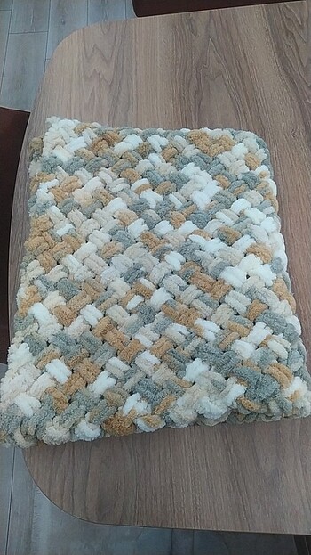 Özdilek Her renge olur 90×90 bebek battaniyesi modeli siparişle dikilir