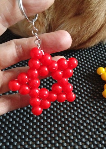 Kırmızı Boncuklu Yıldız Anahtarlık - Görsel 2