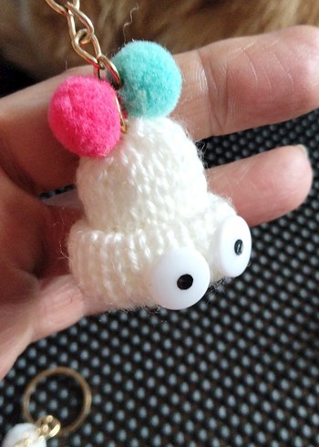 Renkli Ponponlu Örgü Anahtarlık - Görsel 2