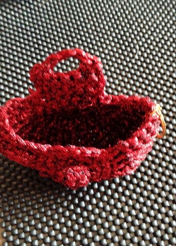 eleganzerebecca tasarımı kırmızı köpuk ip  ile Bohem Anahtarlık - Görsel 5