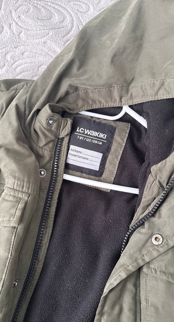 Düğmeli Kapüşonlu Kadın Kışlık Mont - Görsel 3