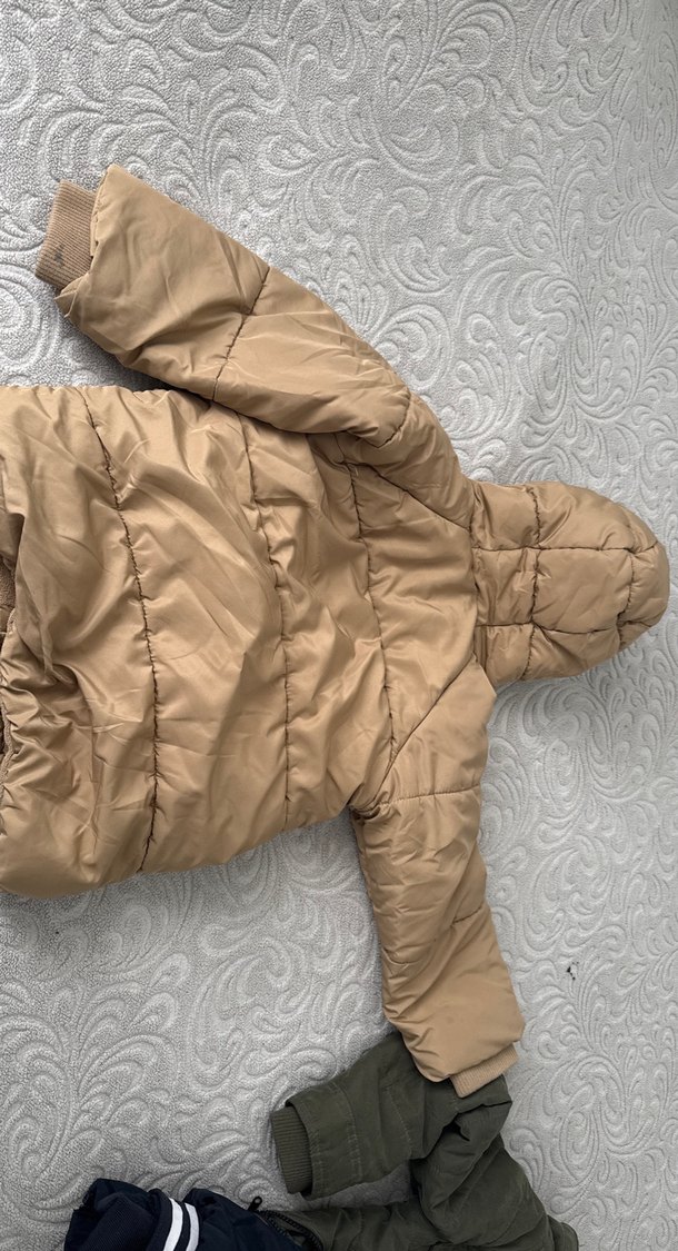 Sokak Stili Erkek Çocuk Bej Kürklü Mont - Görsel 2