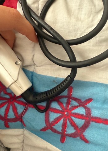 Beyaz ve Gri Saç Düzleştirici - Görsel 5