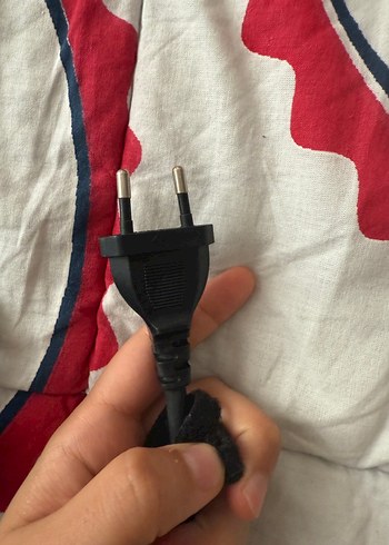 Beyaz ve Gri Saç Düzleştirici - Görsel 4