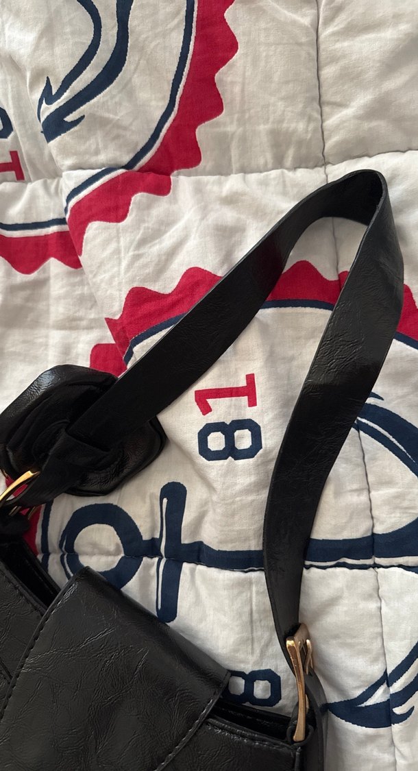 Tokalı Siyah Yılan Desenli Deri Kadın Çanta - Görsel 5