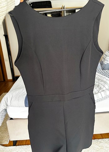 Siyah mini bisiklet Yaka Kolsuz şort tulum - Görsel 2