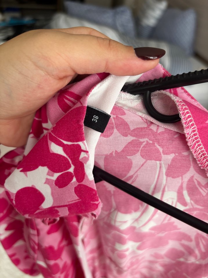 Pembe çiçekli elbise - Görsel 3