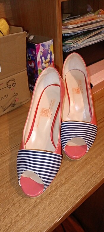 Topuklu ayakkabı - Görsel 4