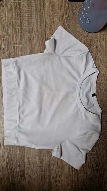 trendyolmilla crop beyaz üst
