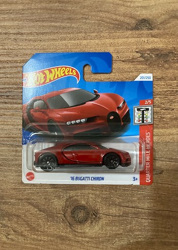 '16 Bugatti Chiron Kırmızı Oyuncak Araba