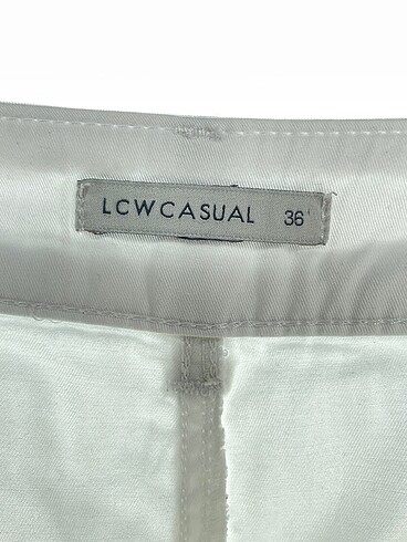36 Beden beyaz Renk LC Waikiki Jean / Kot %70 İndirimli.