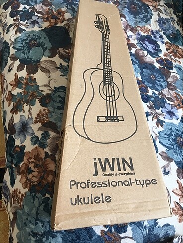 Ukulele jwin