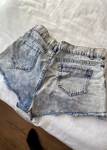 Düğmeli Gri Mavi Batik Desenli Kadın Kot Şort - Görsel 4