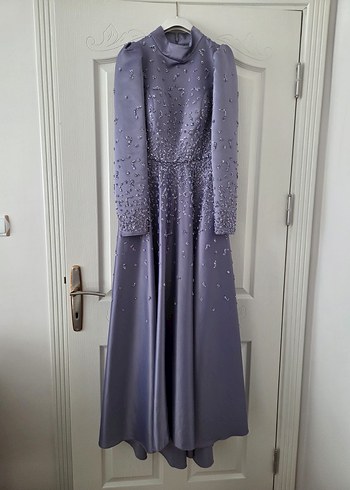 Uzun Kollu Yüksek Yakalı Mor Abiye Elbise - Görsel 2