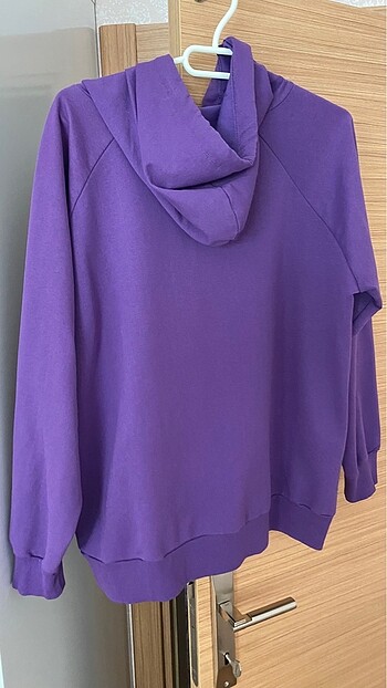 Atmosphere Sweatshirt