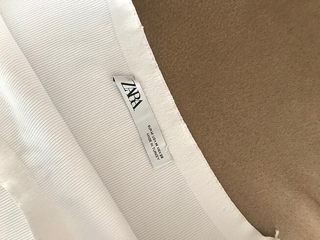 Zara Omzu açık üst
