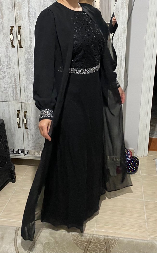 Uzun Siyah Drapeli Kadın Elbise - Görsel 4