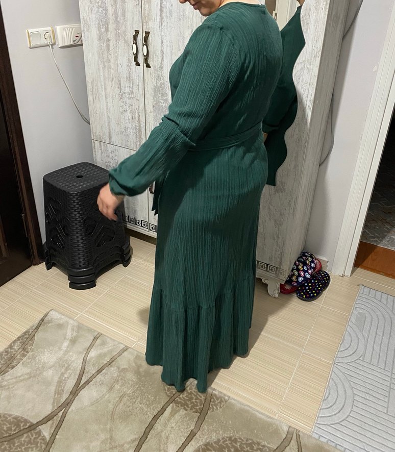 Yeşil Uzun Piliseli Kadın Elbise - Görsel 2