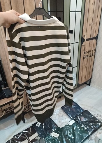 Gri Çizgili Polo Yaka Erkek Tişört - Görsel 3