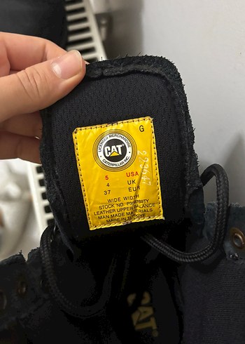 Siyah cat Kadın Bot - Görsel 5