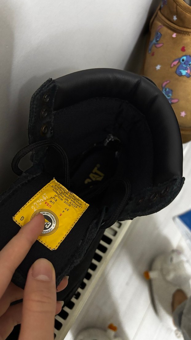 Siyah cat Kadın Bot - Görsel 4