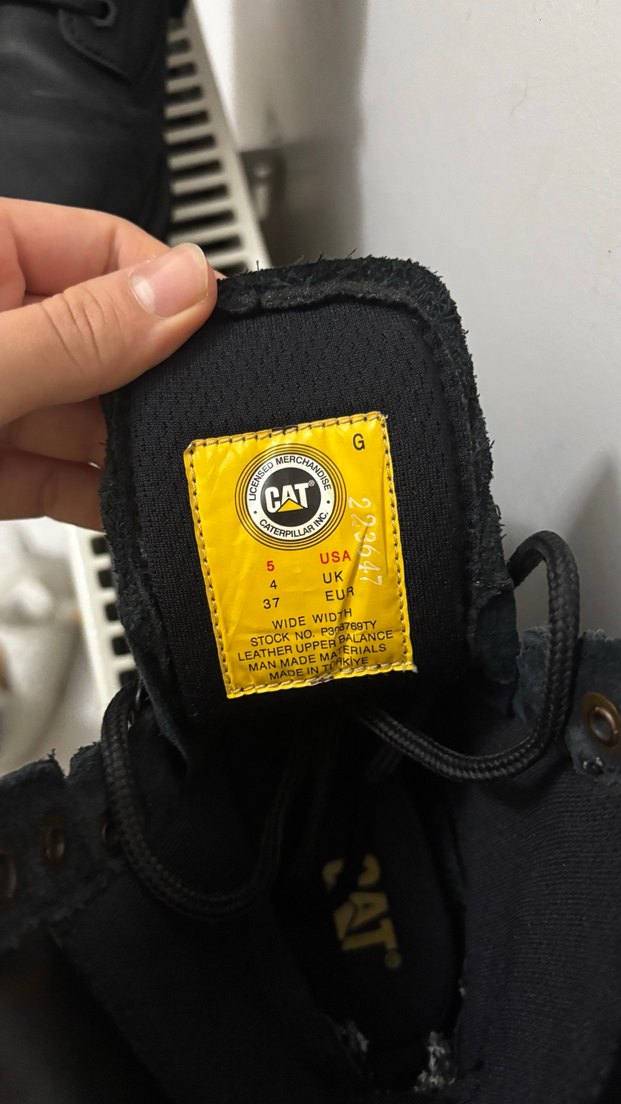 Siyah cat Kadın Bot - Görsel 5