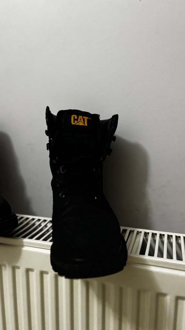 Siyah cat Kadın Bot - Görsel 2