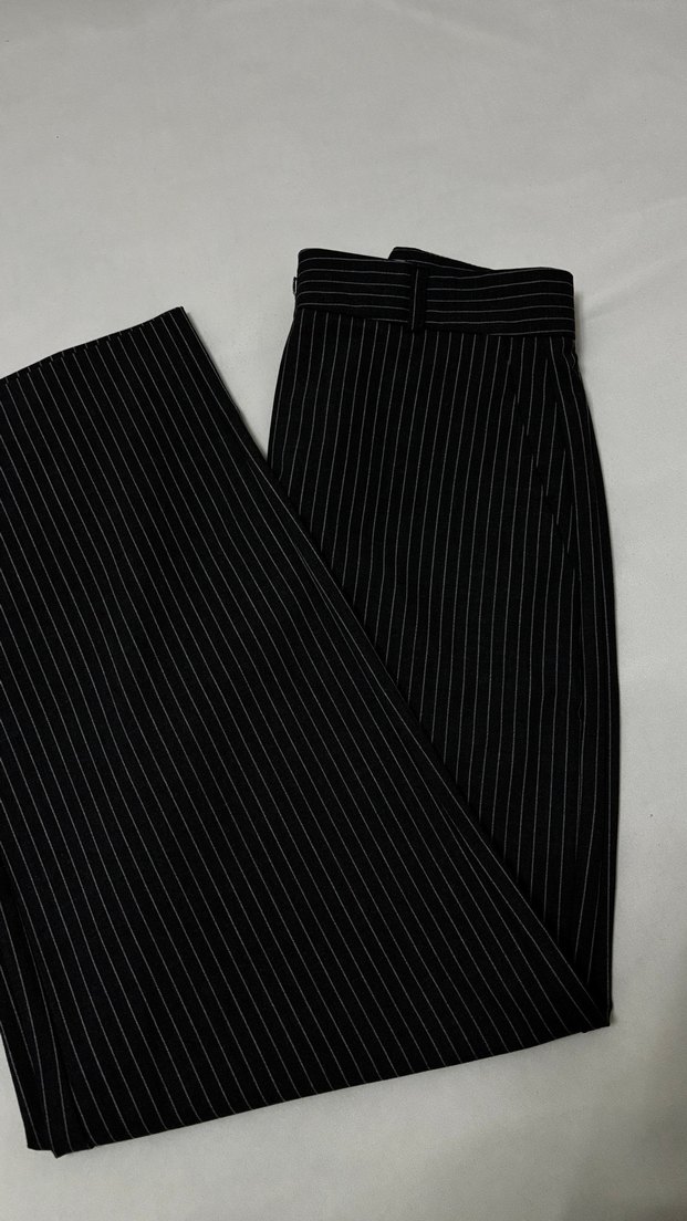 Karol Gri Çizgili Takim - Görsel 3