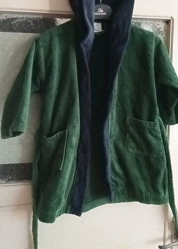 Erkek Çocuk Koyu Yeşil Kapüşonlu Bornoz - Görsel 4