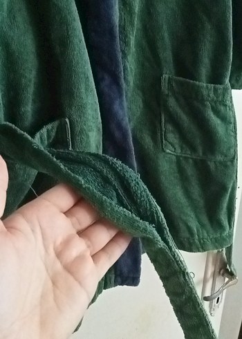 Erkek Çocuk Koyu Yeşil Kapüşonlu Bornoz - Görsel 3