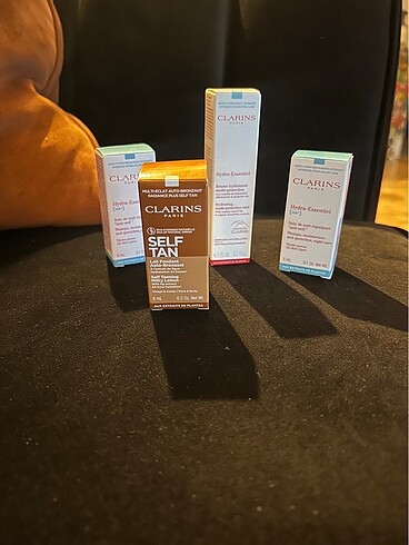 Clarins Clarins Self Tanning Milky Lotion Bronzlaştırıcı Losyon 8 ml