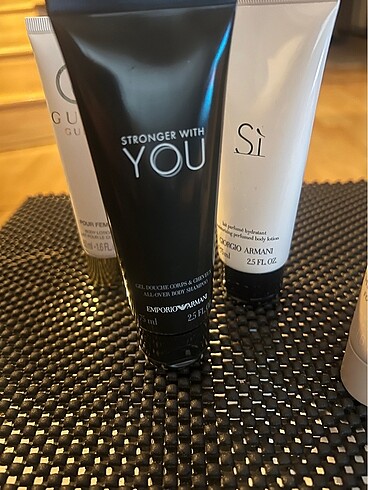 Armani Stronger with You Body Shampoo - Görsel 3