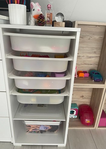 Ikea Beyaz Çocuk Masa ve Sandalye Seti