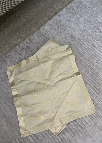 Nakışlı Krem Peçetelik - Görsel 2