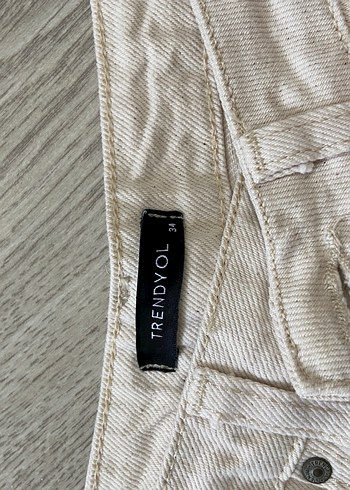 Bej Keten Mini Kadın Şort - Görsel 4