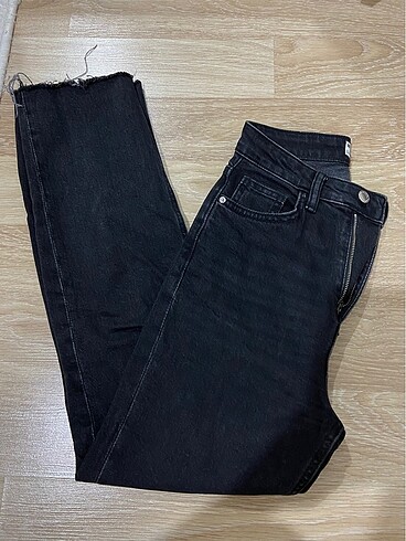 bershka straight jean