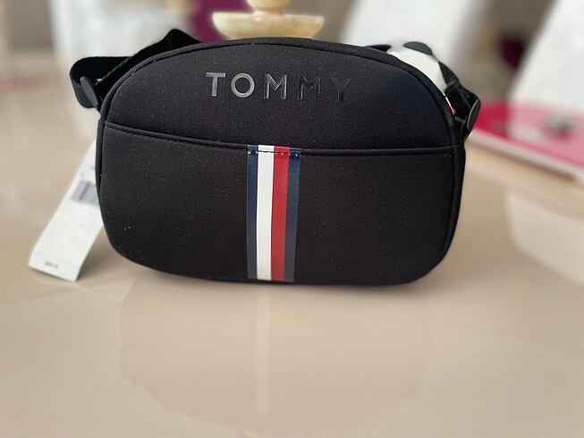  Beden Tommy Hilfiger (SATILDI)