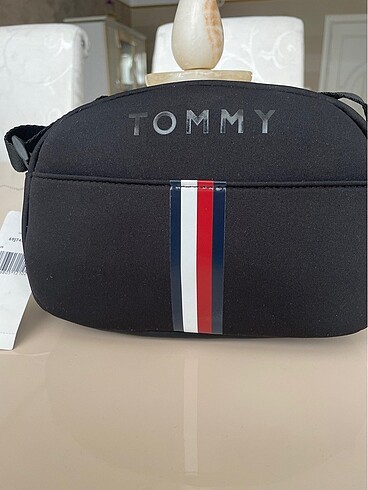  Beden siyah Renk Tommy Hilfiger (SATILDI)