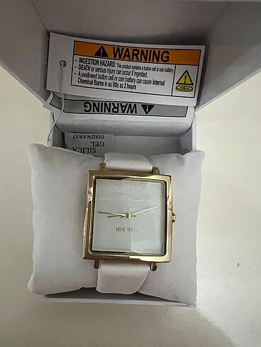 nine west kadın saat