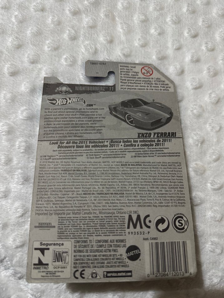 Hot Wheels NIGHTBURNERZ 11 ENZO FERRARİ 2010 - Görsel 3